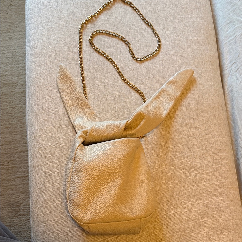 Cuyana Cream Leather Bag